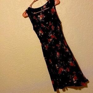 SOPRANO wrap black and red stunning rayon dress small